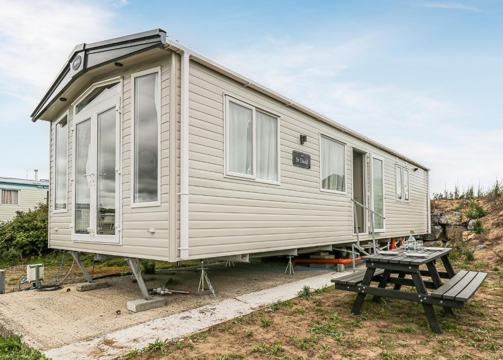 Waters Edge Leisure Park Cardigan Exterior foto