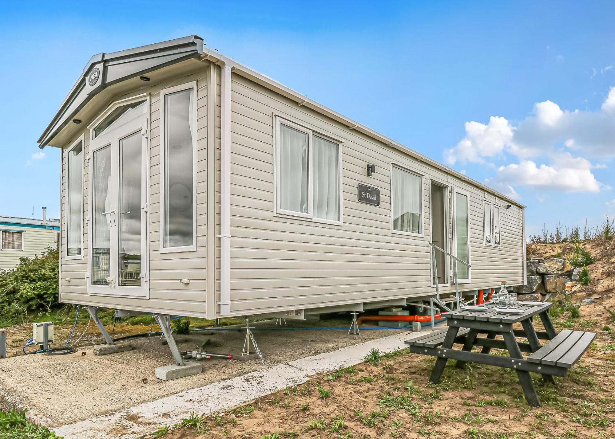 Waters Edge Leisure Park Cardigan Exterior foto